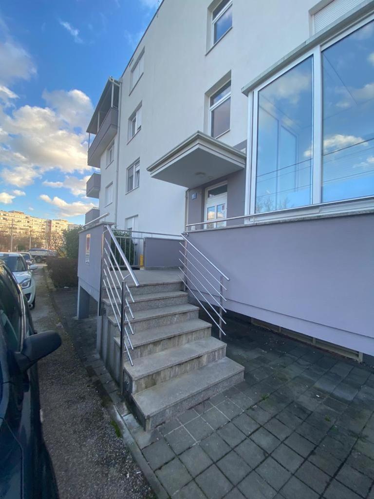 Studio Apartman Ana Zagreb Exterior foto